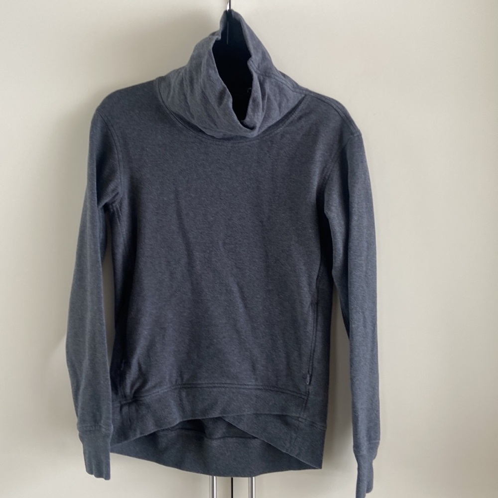 Lululemon On The Double Pullover